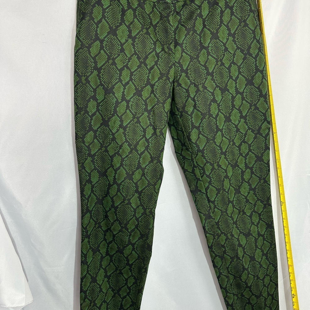 Michael kors Green Snake Print Men Pants size 10 pre owned Exellent condition - Picture 4 of 15